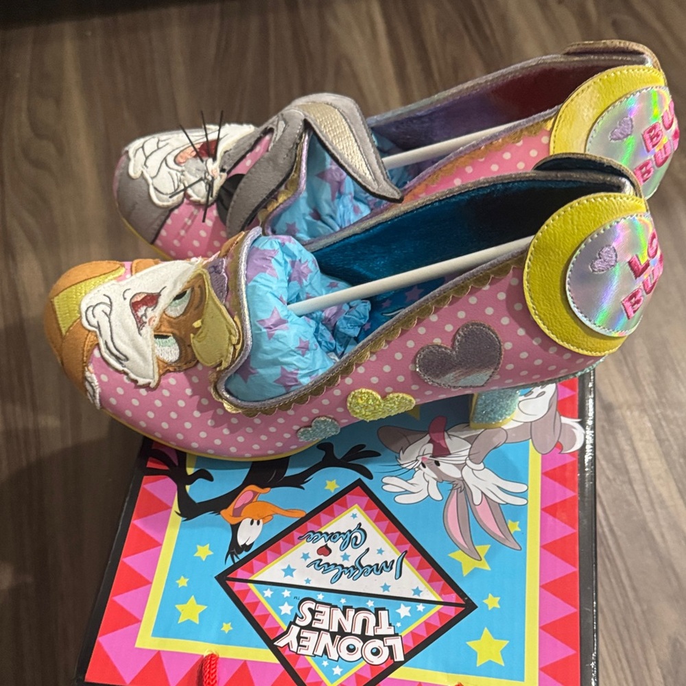 BNWT Irregular Choice x Looney Tunes Bunny Love Heels EU40 US9 - Picture 10 of 17